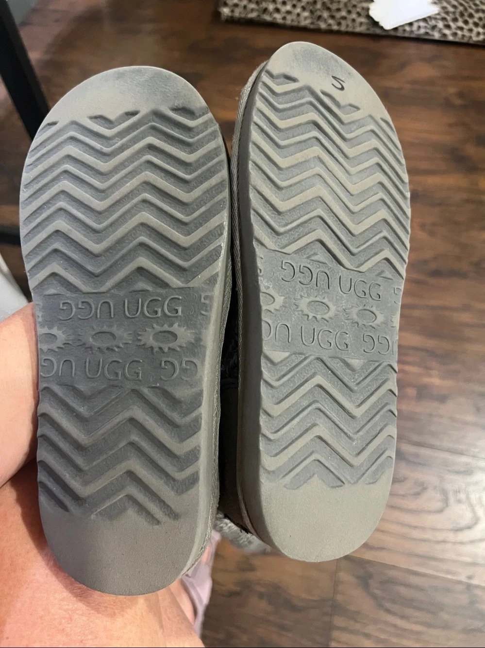 UGG Classic Cardy knit Grey boots size 6